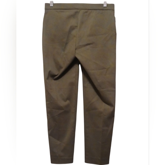 89th & Madison - NWT, Petite, Ankle Length, Comfort Waist, Color -Spanish Moss - Picture 3 of 8